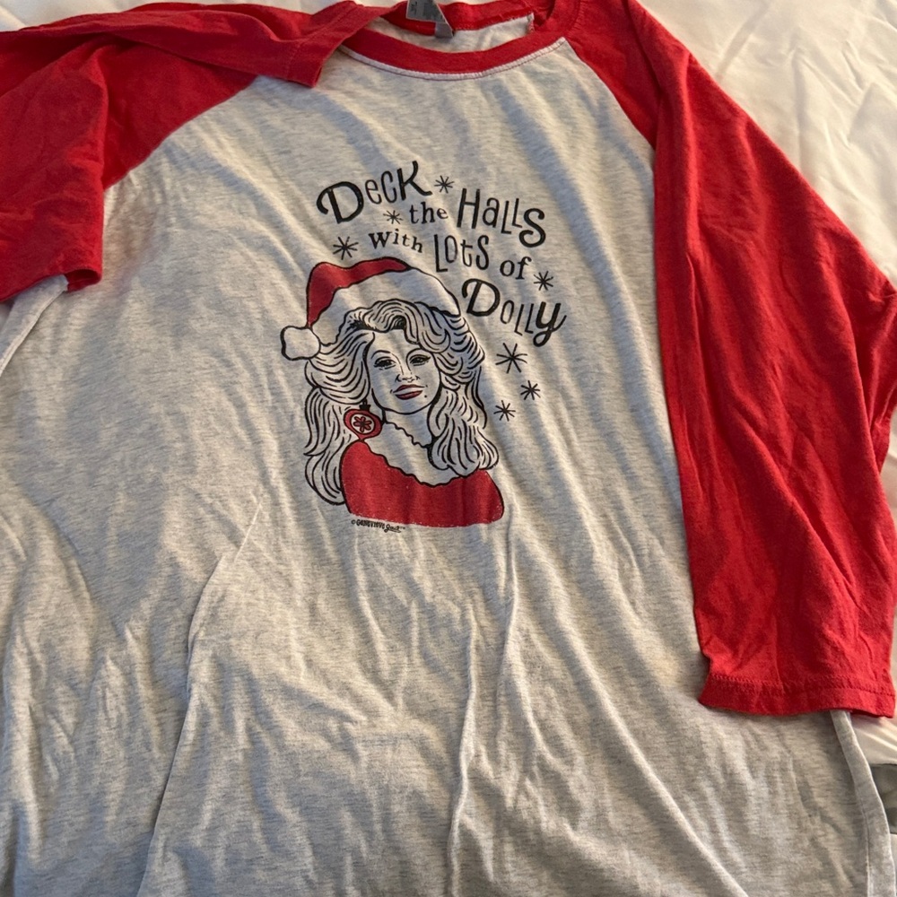 Gildan Red and Gray Baseball Tee with Festive Graphic-Dolly Parton
